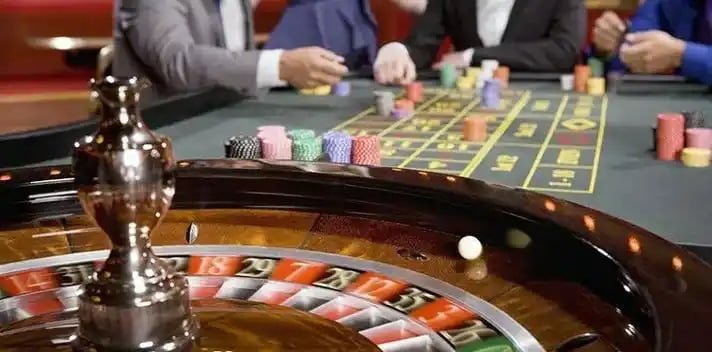 Filipino player completing a withdrawal request on casino 777